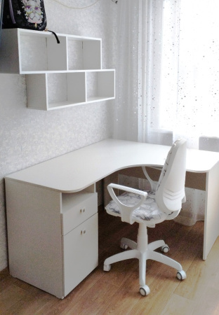 Полка навесная Юниор (цвета разные) от Династия Kids